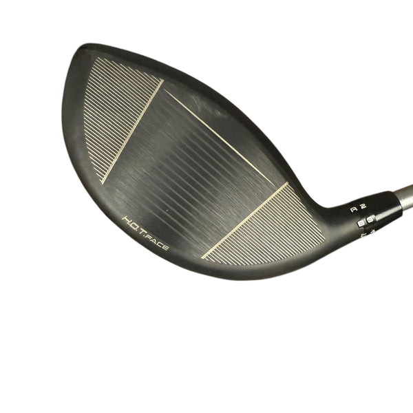 Cobra DS-ADAPT LS Driver - Indoor Demo - Golf Vault